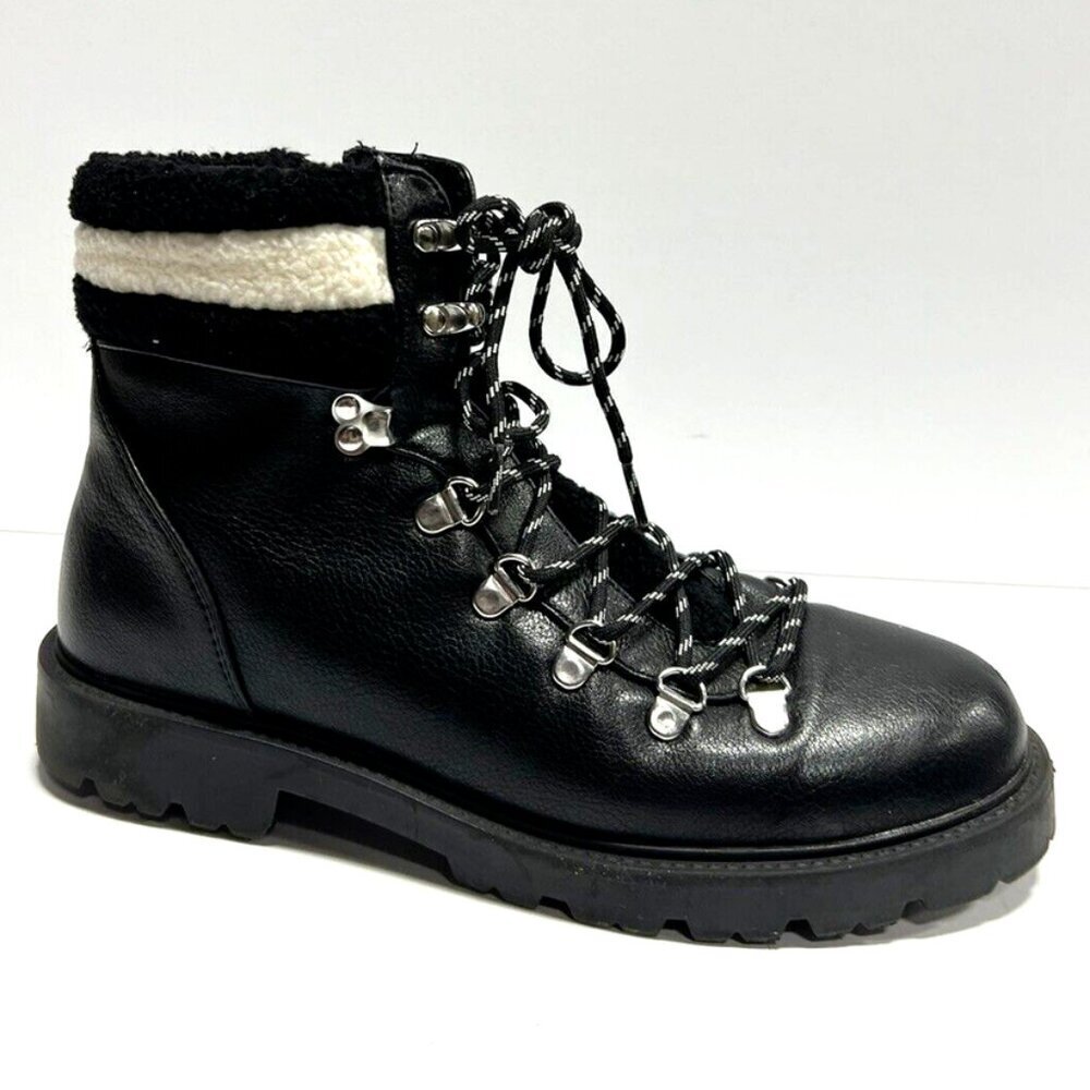 Dolce Vita Women's Quandry Ankle Boot Black Size 8.5M